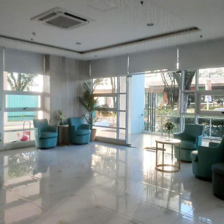 Delta Charlie Staycation Cdo Cagayan de Oro Luaran gambar